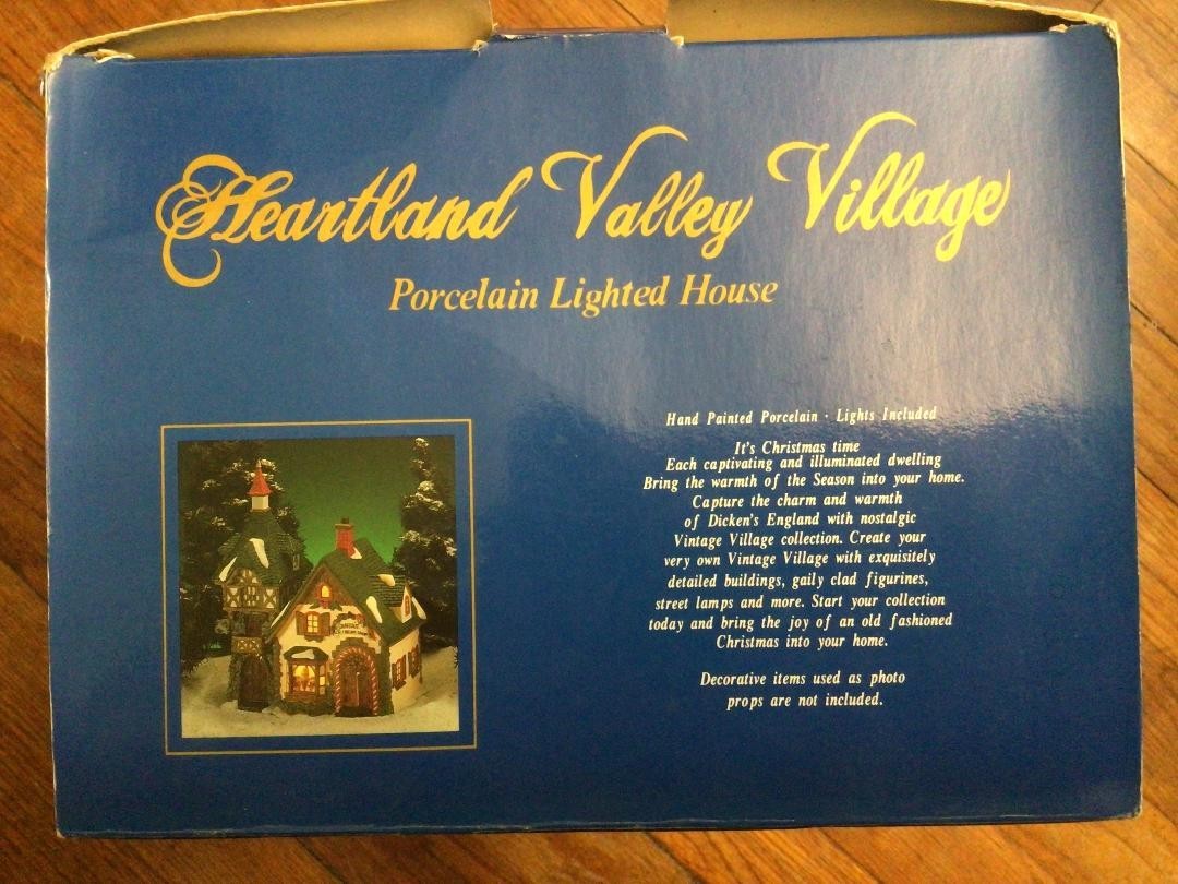 Heartland Village, “SANTA’S ICE CREAM SHOP” Porcelain House, Orig. Packaging