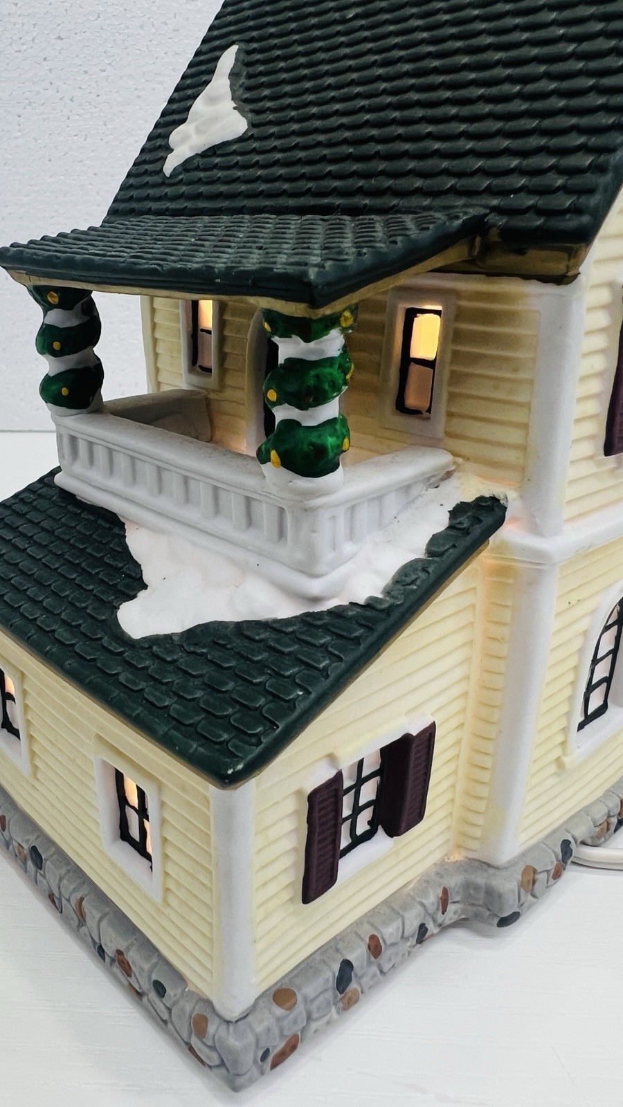 Copperfield Keepsake “Doctor G. Lowenstein ” Porcelain Lighted House Excellent !