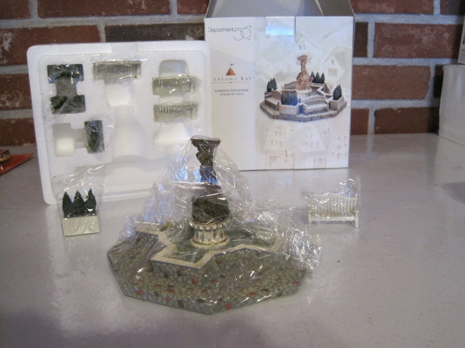 1998 DEPARTMENT 56 SEASONS BAY GARDEN FOUNTAIN SET OF 9 (53330)–NEW