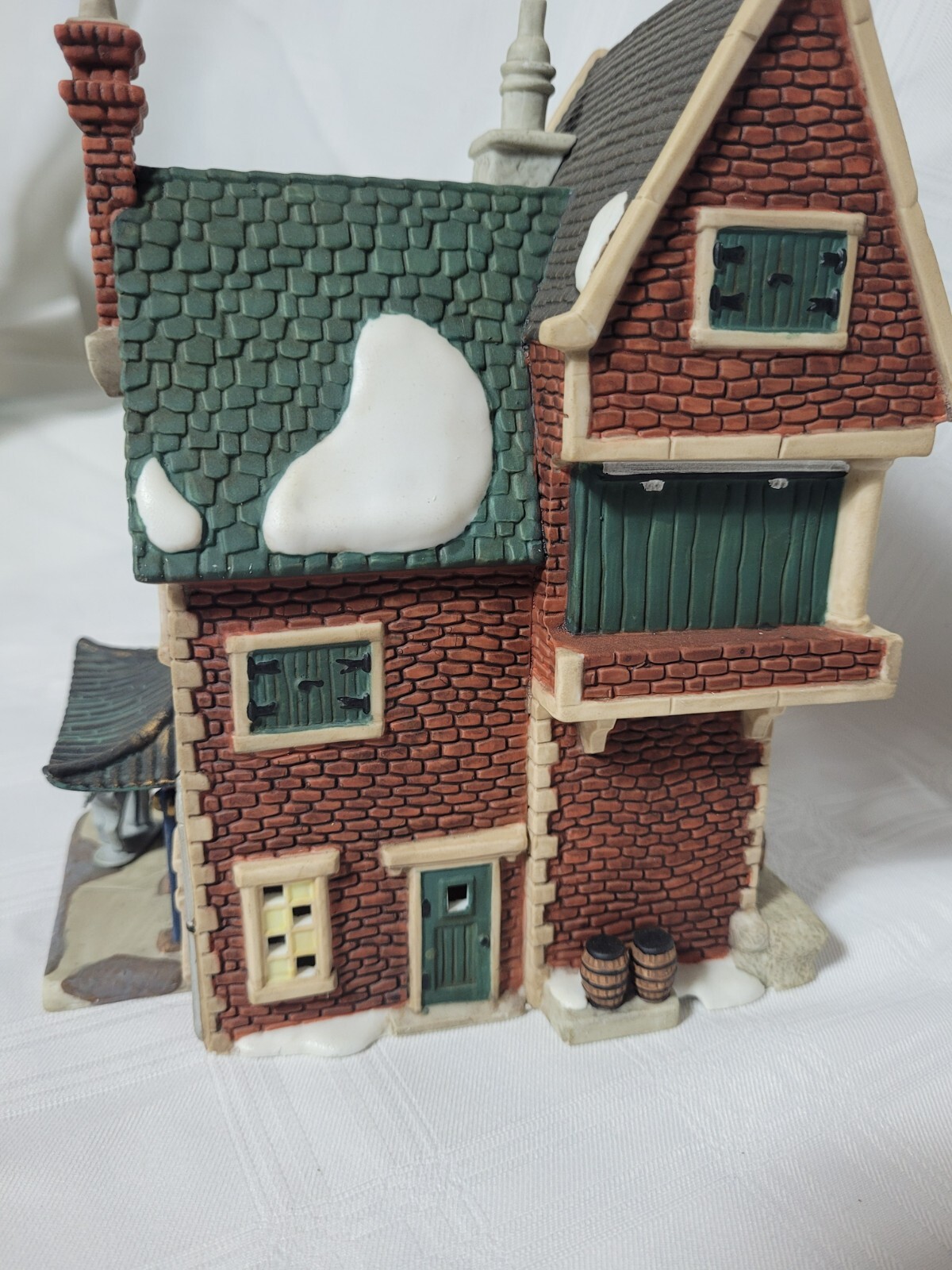 Dept 56 Dickens Village – The China Trader – #56.58447 USED Retired