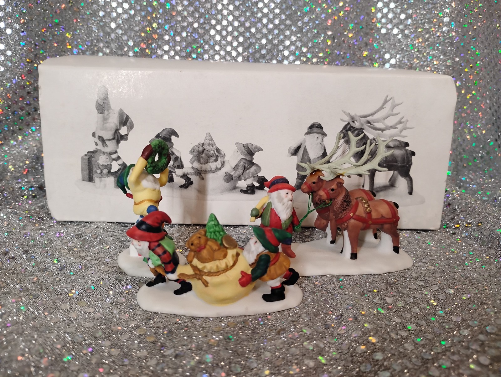 Dept 56 HERITAGE VILLAGE 1990 Santa’s Little Helpers (Set of 3) #56103