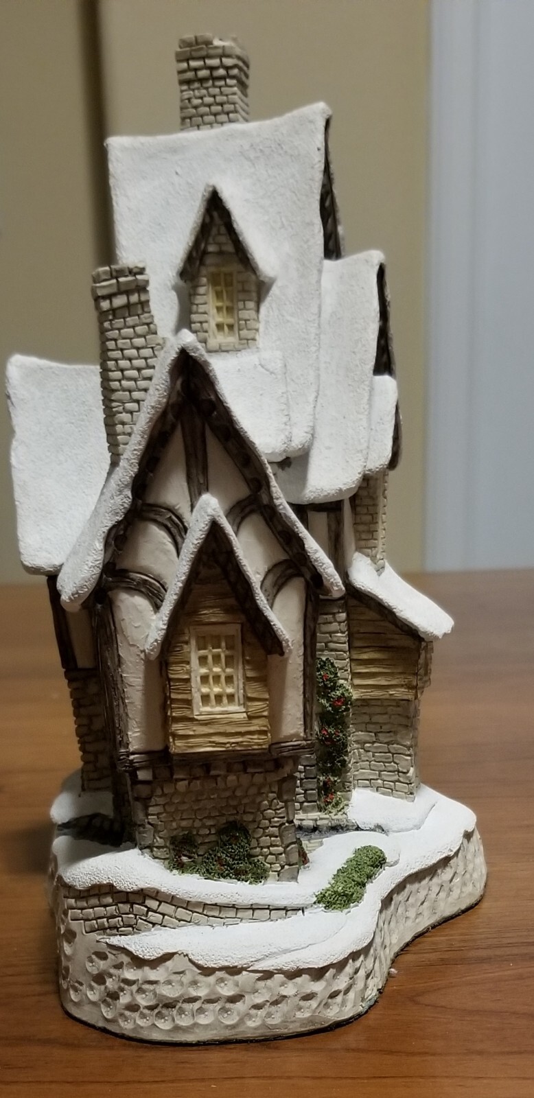 David Winter Cottages:  Fred’s Home Christmas Cottage 1991–no box or COA