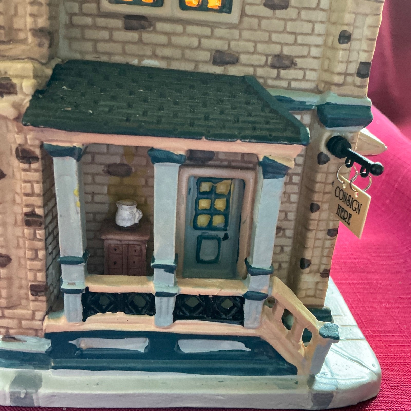 Lemax Carole Towne Collection 2004 Sotheby & Sons China & Antiques 3D Window