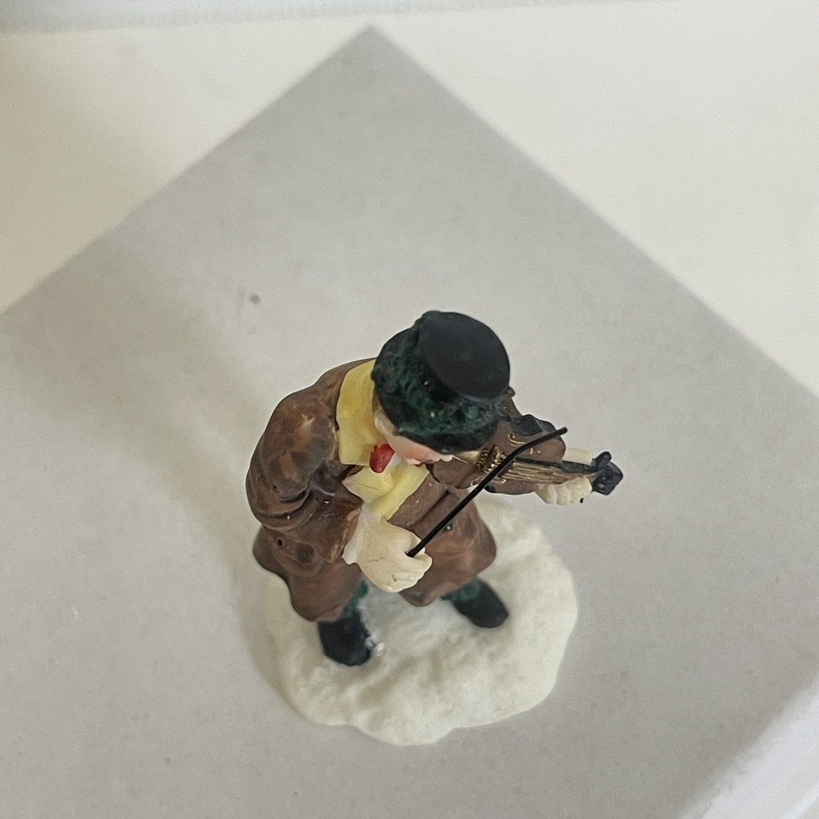 O’well Christmas Village Figurine Man Playing The Violin 2.5” Street Performer