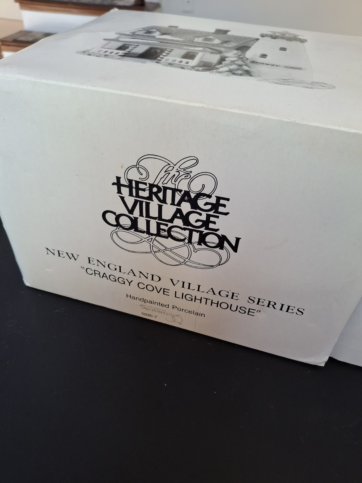 2 DEPT 56 New England Village CRAGGY COVE LIGHTHOUSE & JANNES MULLET AMISH BARN