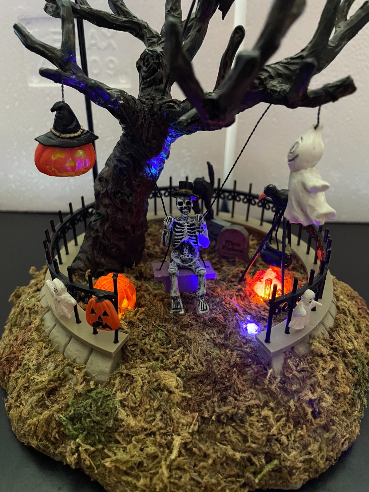 Witch’s Joyride – Pumpkin Hollow Halloween by Lemax with Original Box Used Once