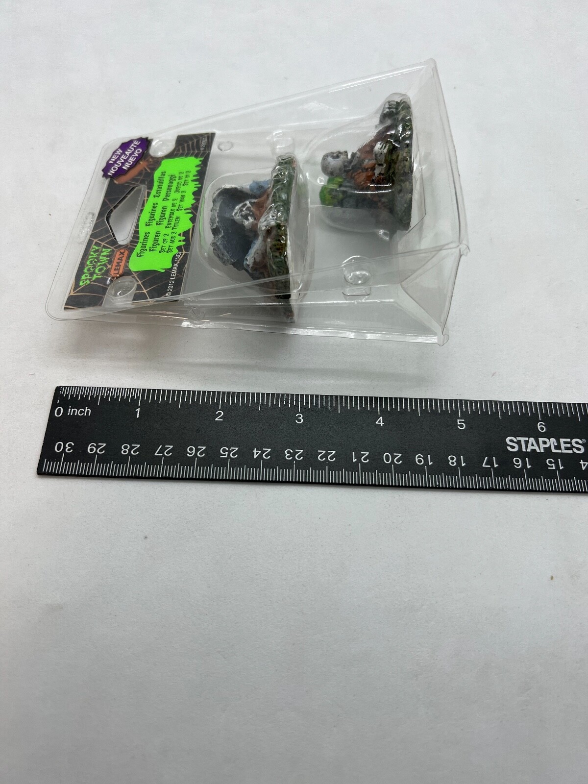 22007 Lemax Spooky Town Halloween Village Decor Zombies Set of 2 Figurines 2012