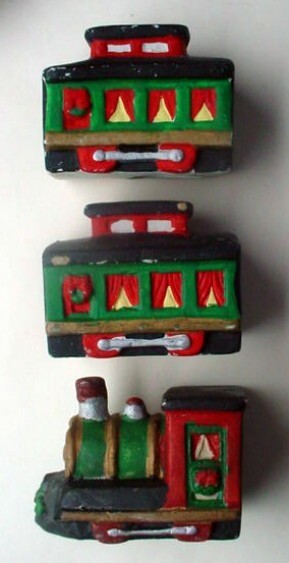 Winter Valley Villages Porcelain Train Station Christmas Lighted House Vintage