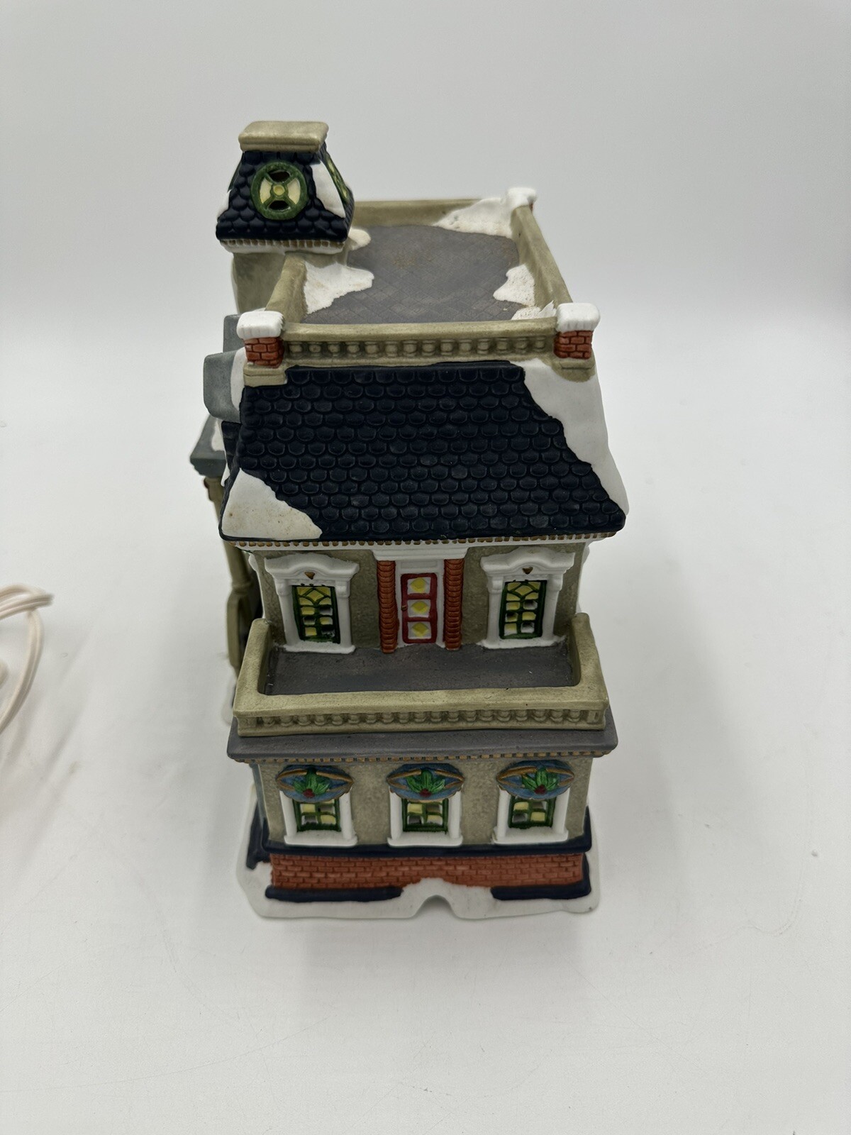 Rite Aid Christmas Village Coach House Cafe Porcelain 7 3/4” Tall X 9” Wide 1998