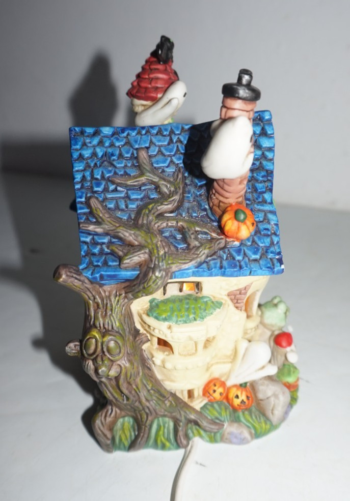 Spooky Hollow Grotesque Waxwork Porcelain Halloween House Village Light Up