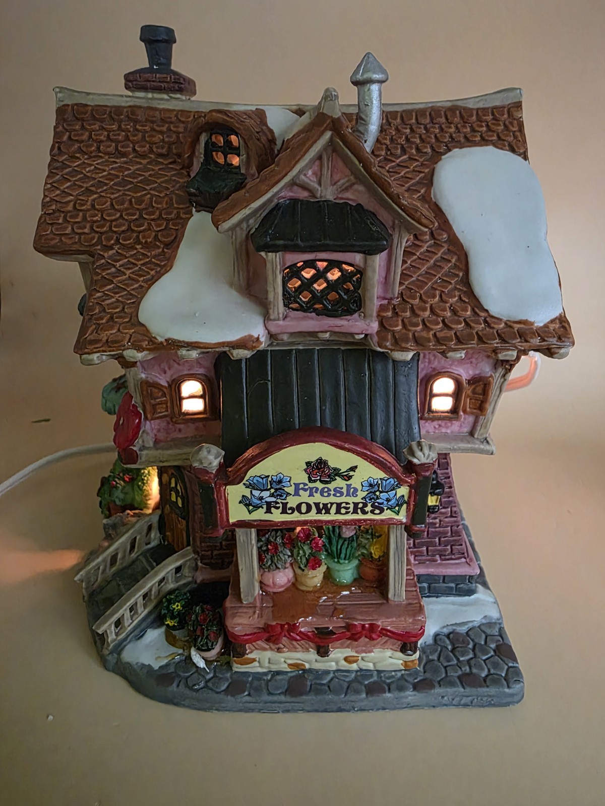 Lemax Coventry Cove Charlotte’s Flower Shop 2003 Porcelain Lighted House In Box