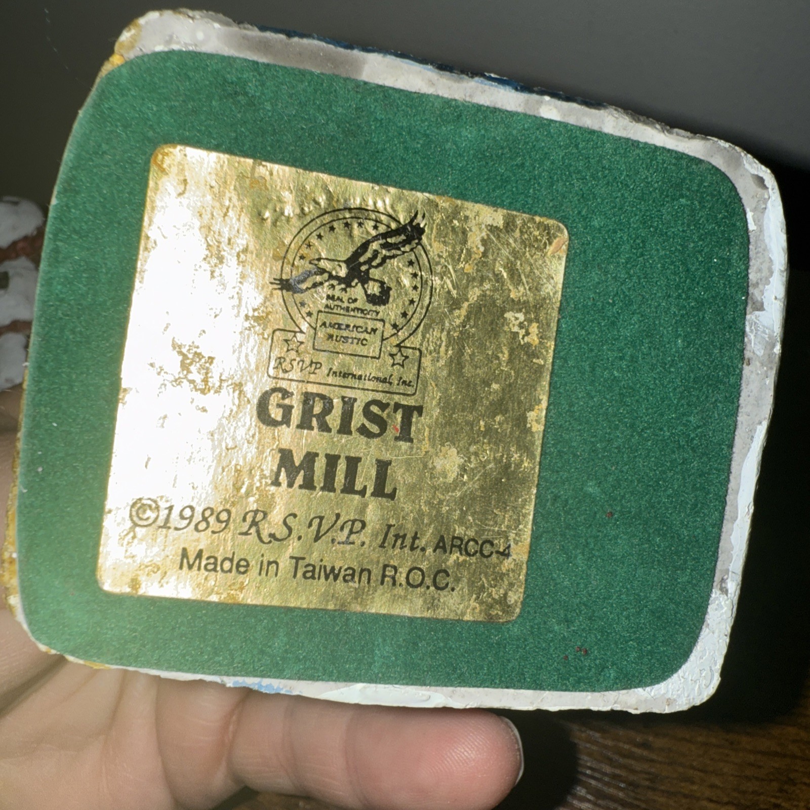 1989 RSVP The American Rustic Series Barn With Silo & Grist Mill