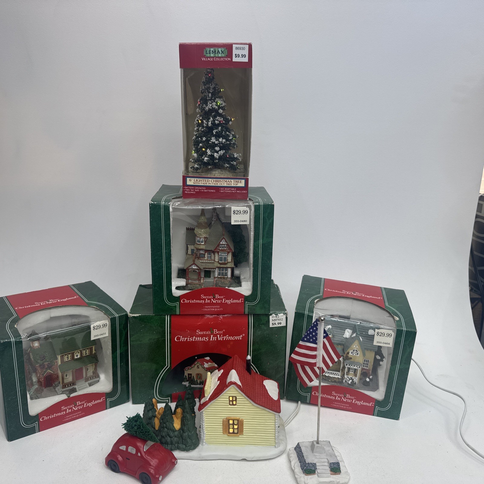 1994 Santa’s Best Christmas In New England Village & Vermont W/lighted Tree