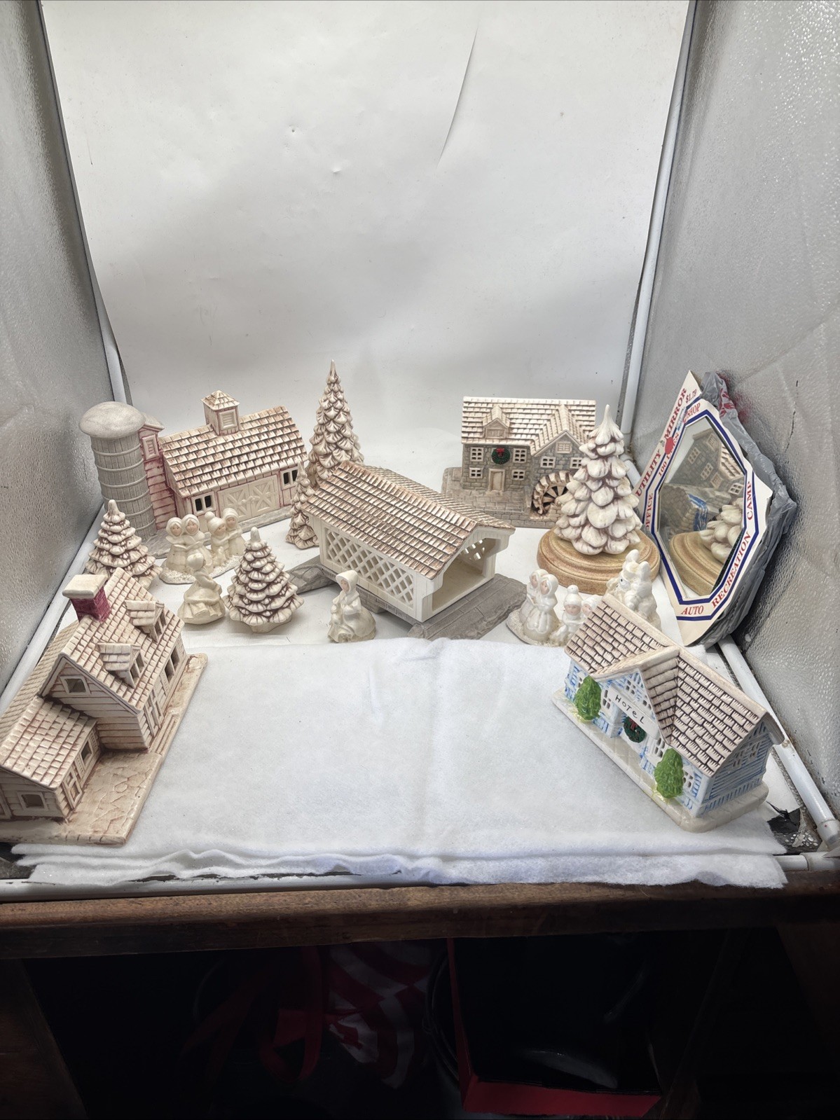 19 Pc Christmas Village Ceramic Handmade Vintage Hotel House Barn Trees 1970/80s
