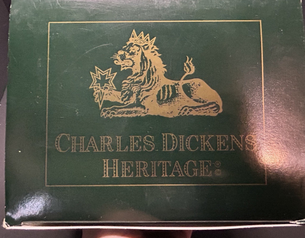 Dept 56 HV Dickens’ Village Series Sir John Falstaff Inn 4th Edition, 1995