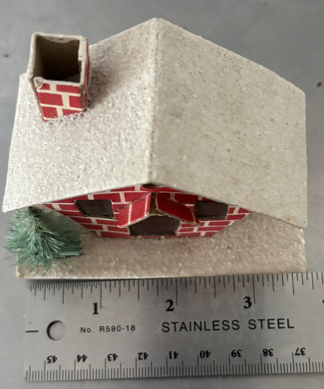 Vntg Putz House Red Brick with Cello Windows & Bottle Brush Tree Glitter L-D
