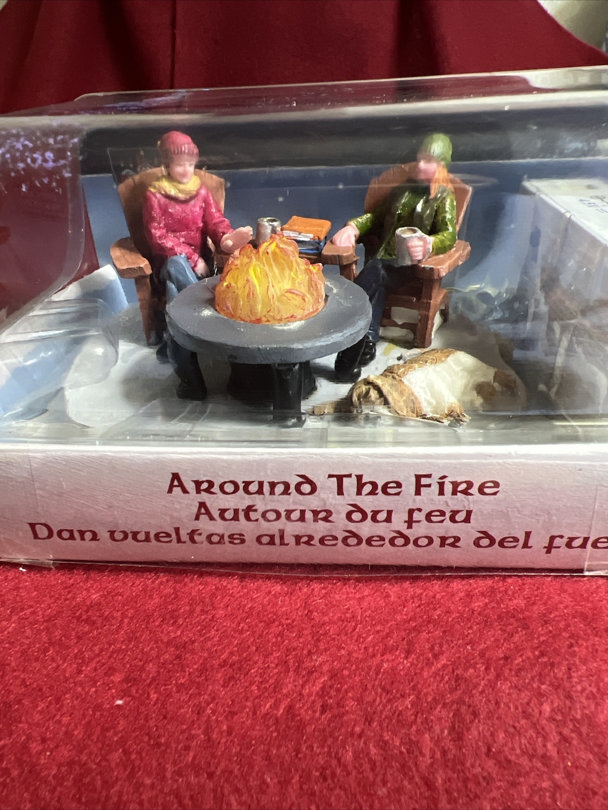 Lemax Lighted Animated Table Accent Bonfire Yellow Dog Man Woman Fire Pit