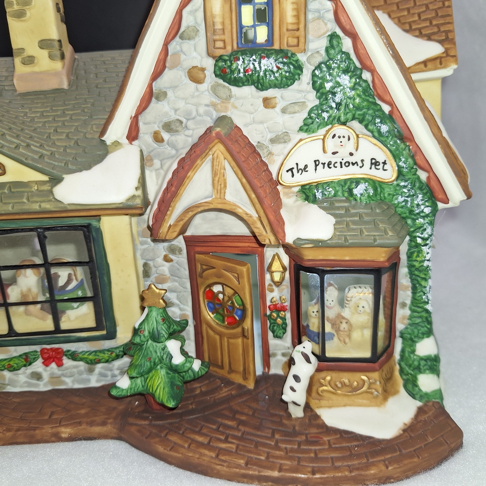 Santa’s Workbench Collection The Precious Pet Store Christmas Village House EUC