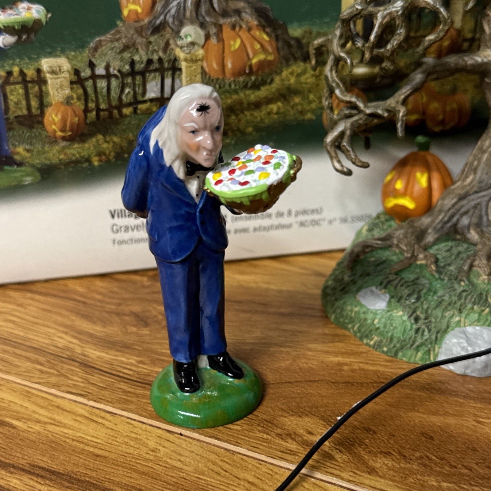 Dept 56 Village Accessories Halloween Gravely Landscape Set #56.53060 w Box