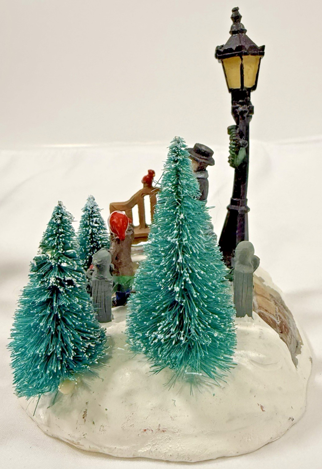 Christmas Traditional Vintage Collection Village family in park 2007