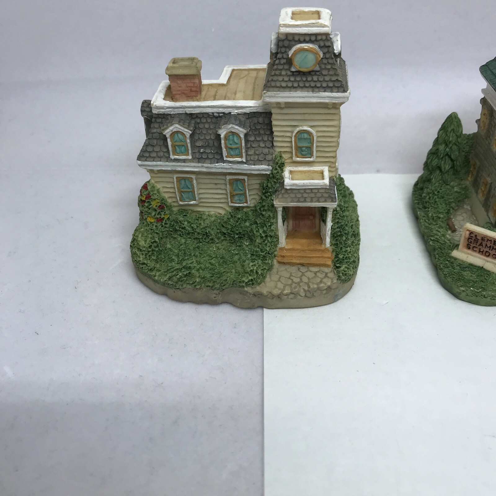 VTG International Resourcing Service IRS 1992 Houses Village Miniature Building