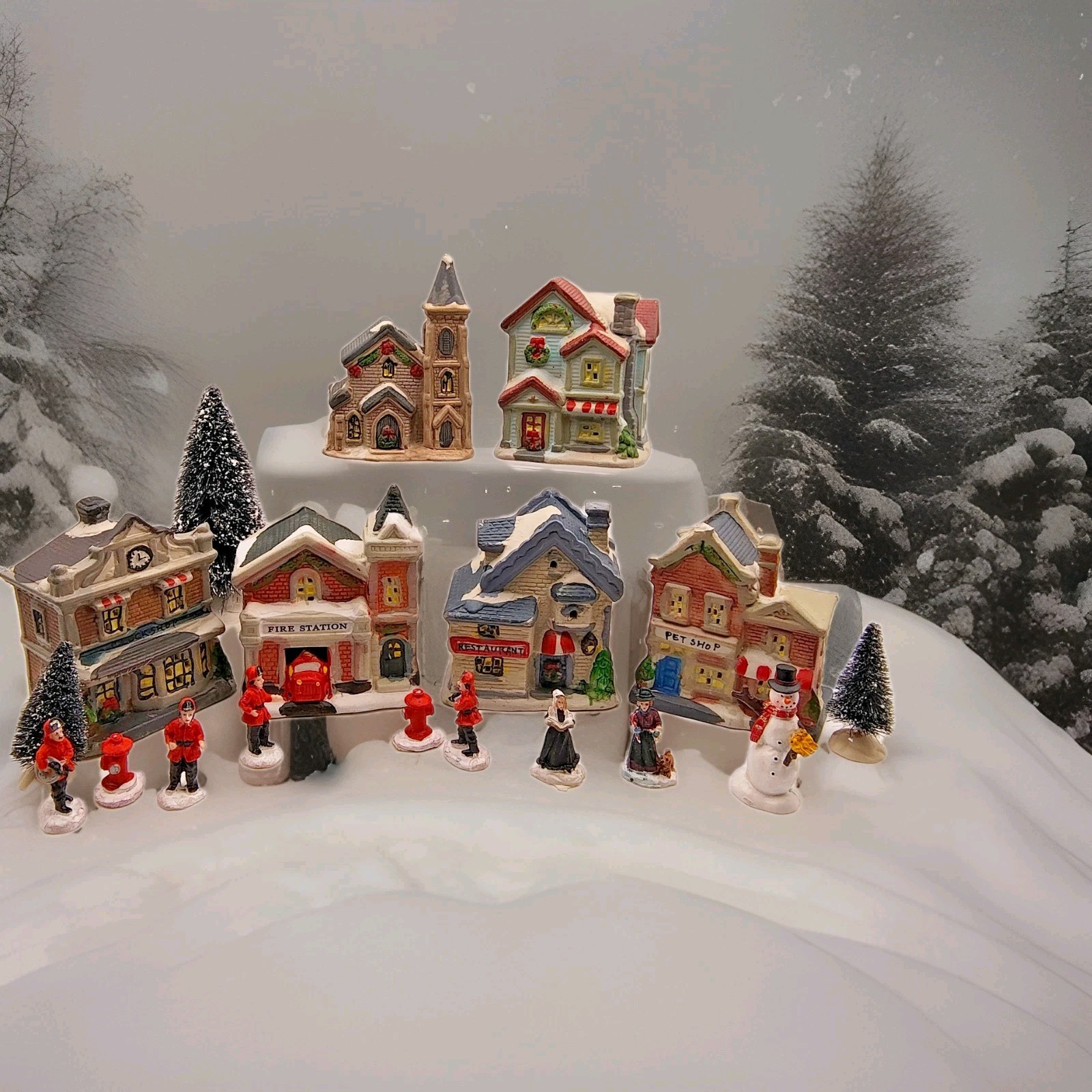 VTG Christmas Village & Figures Fire Station Church Clock Pet Shops Restaurant