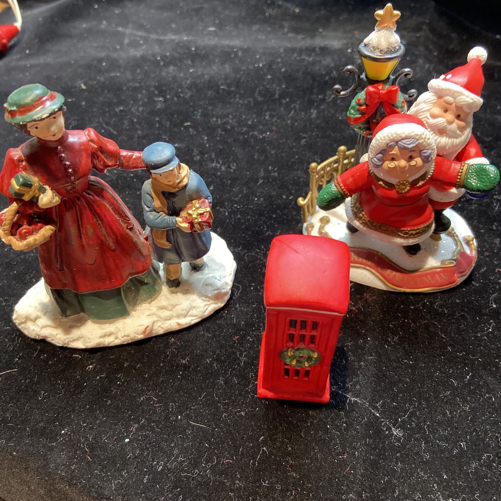 Lot Of 3 Christmas Village Pieces Telephone Booth, Mother And Son, Mr/mrs Claus