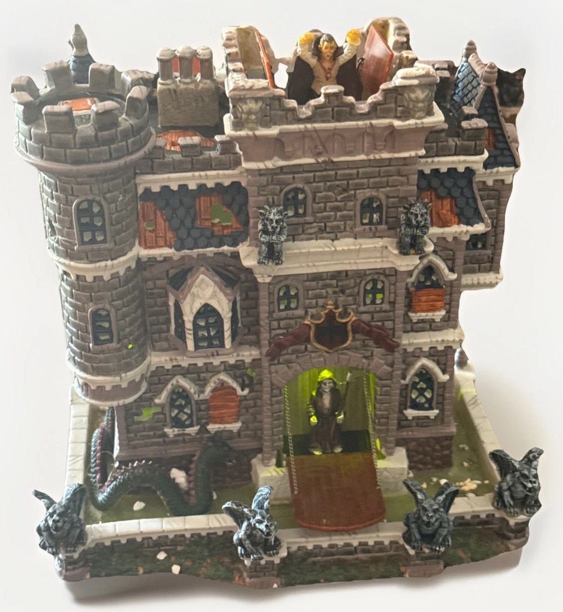 Lemax Spooky Town Castle On Spooky Hill 2002 Halloween House Decor Vampire
