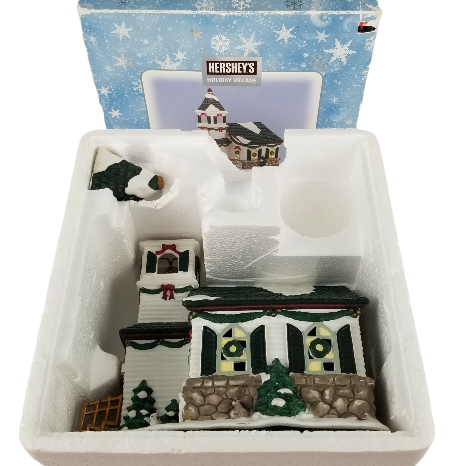 Hersheys Holiday Village Church w/ Box 2001 Christmas No Cord, Repair