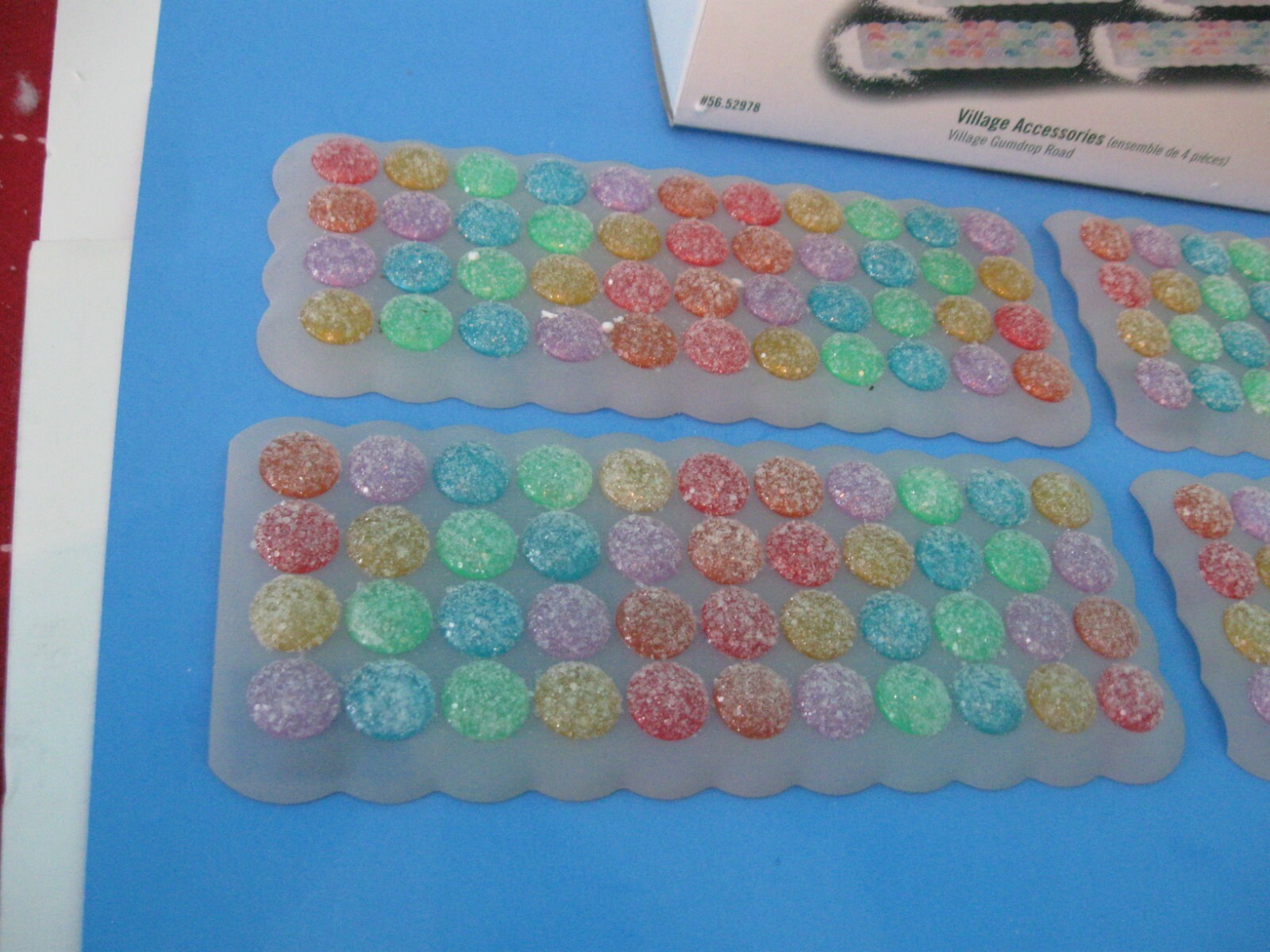 Department 56 STRAIGHT GUMDROP ROAD in Orig Box (4) Village Accessories #52978