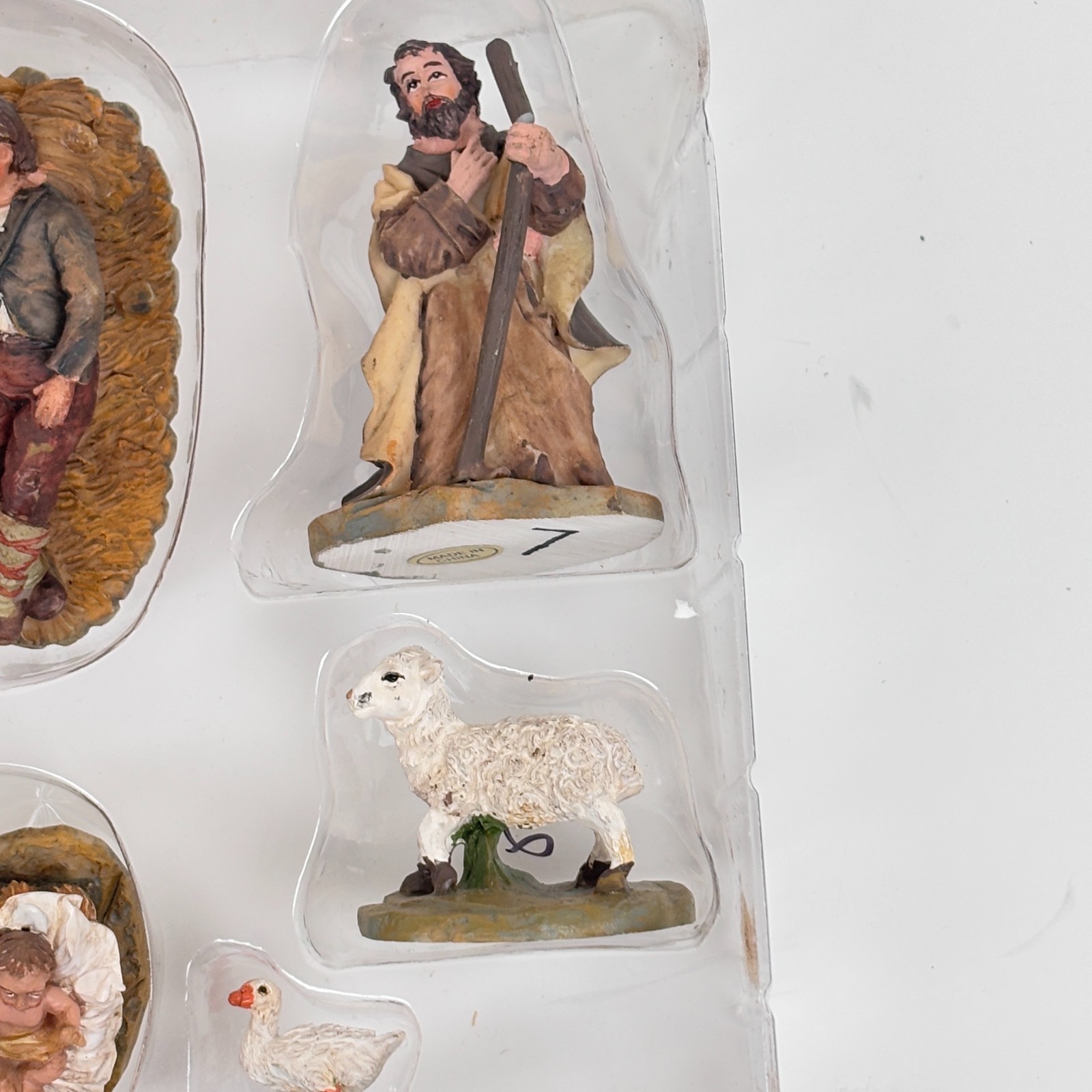 2002 Grandeur Noel Bethlehem Nativity 22 Figures |Free Ship