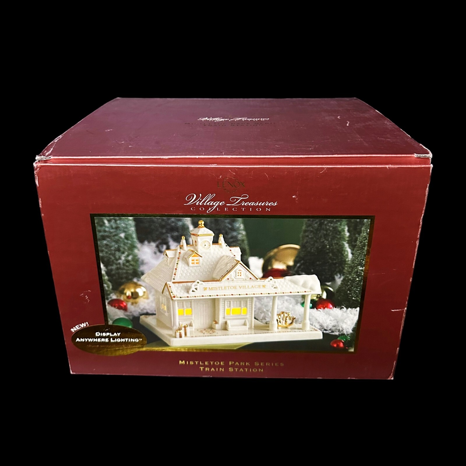 Lenox Village Treasures Mistletoe Park 2006 TRAIN STATION w/ Box
