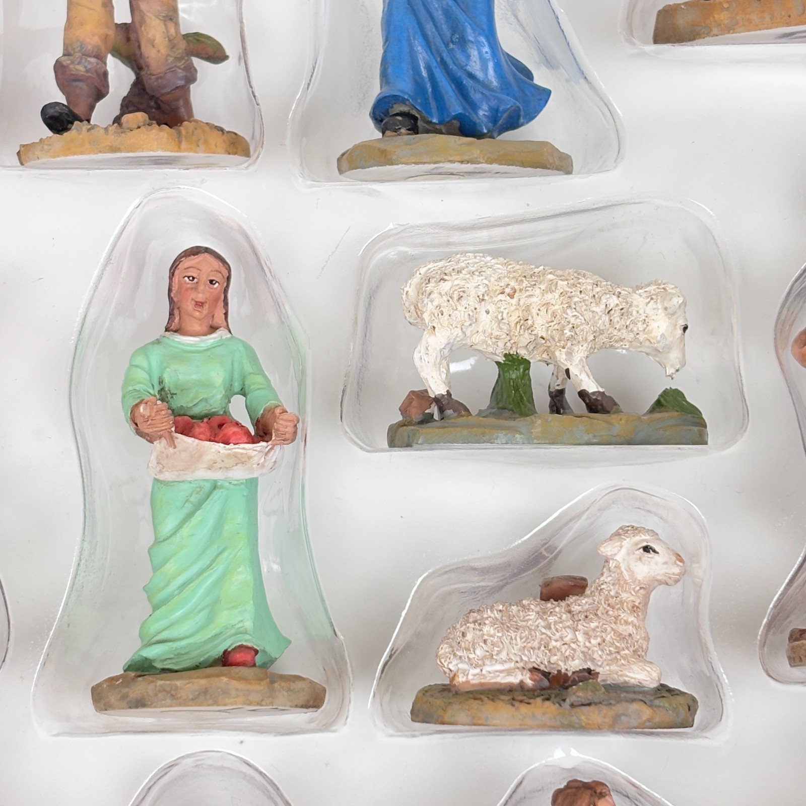 2002 Grandeur Noel Bethlehem Nativity 22 Figures |Free Ship