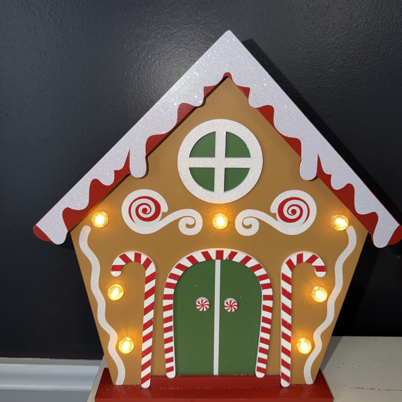 Wood Light Up Ginger Bread House Table Top Or Hang Battery