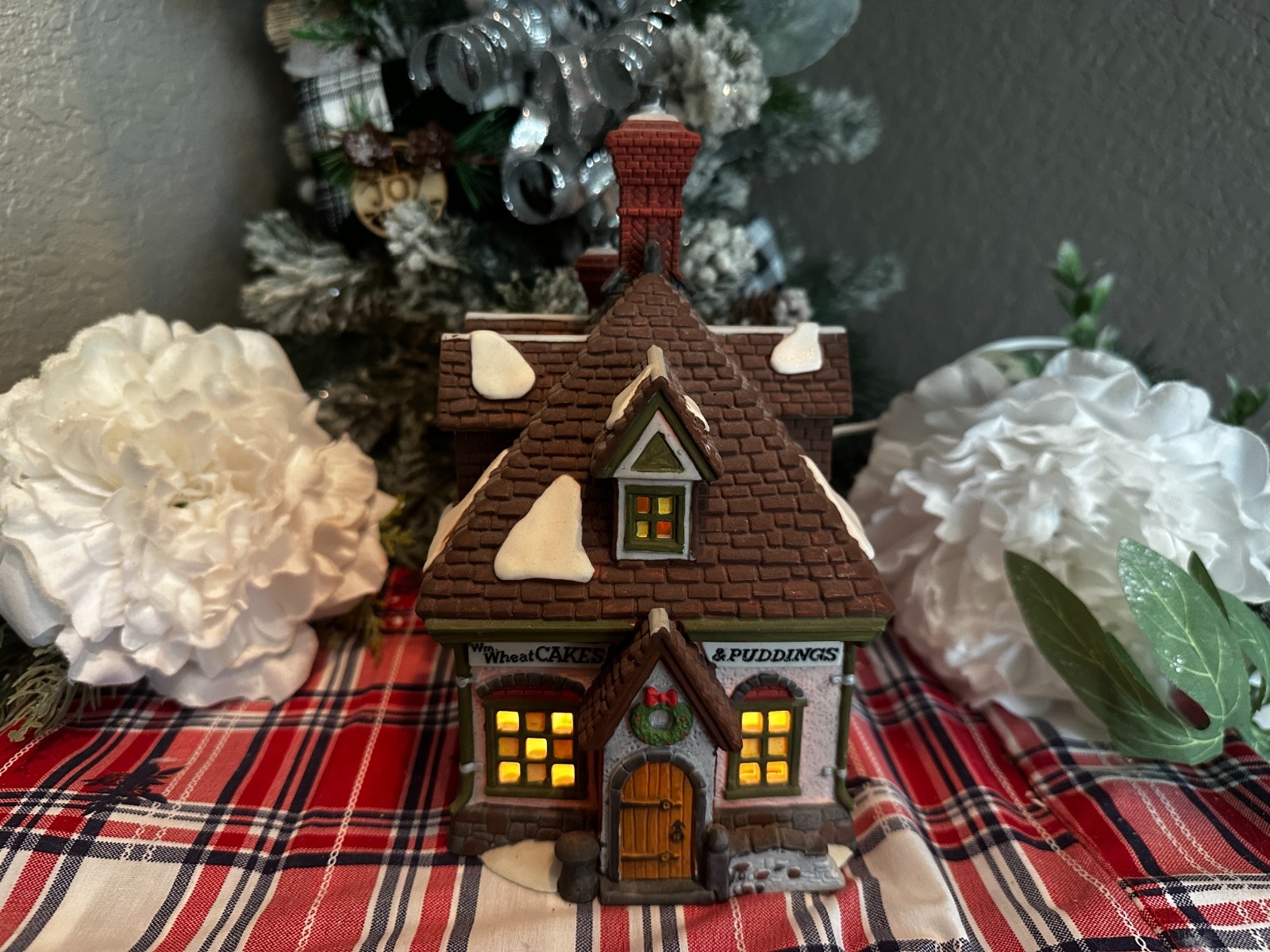 Dept 56 WM Wheat Cakes and Pudding Dickens Village Series Christmas House