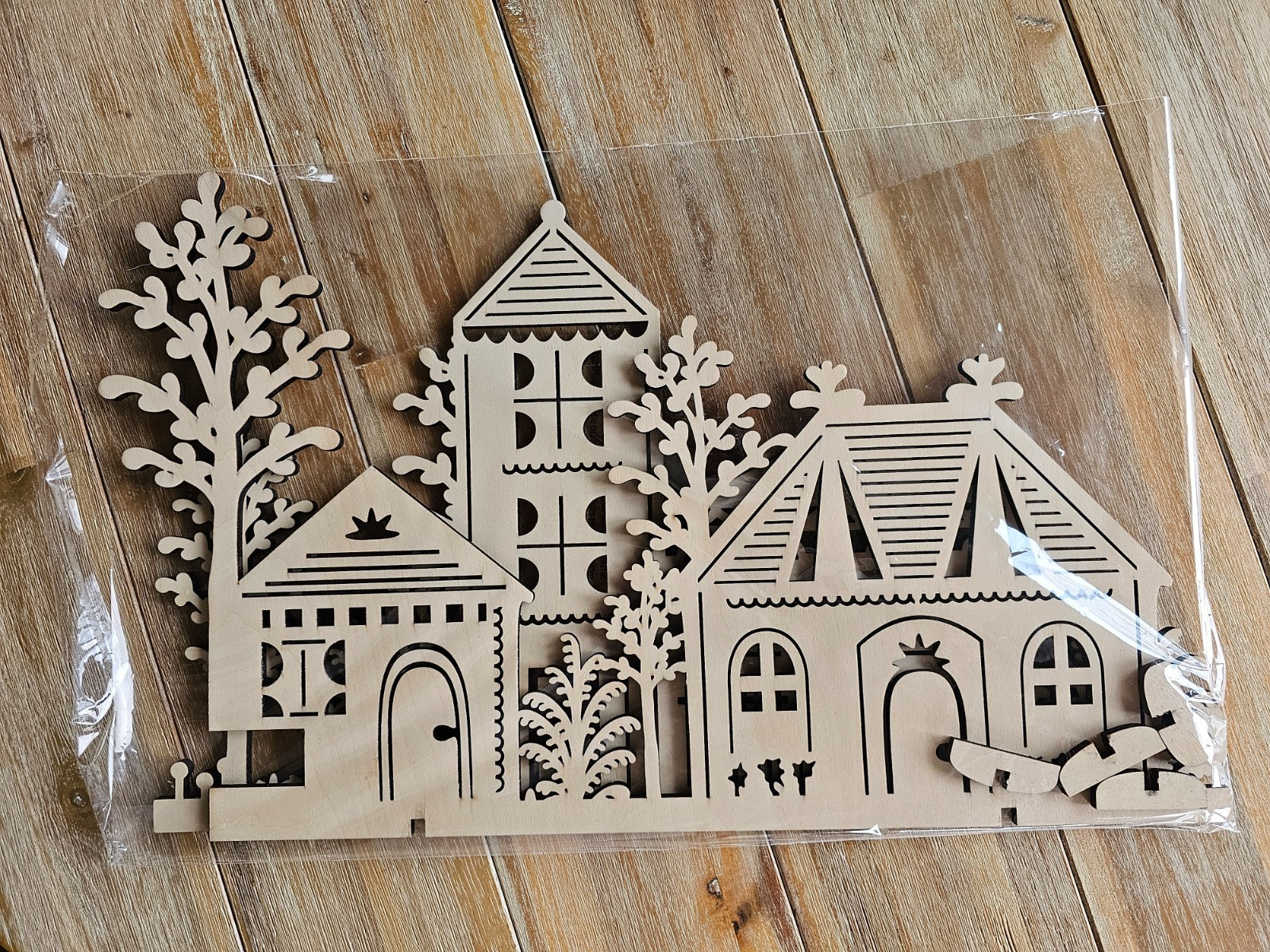 Crate & Barrel Wood Village 2 & 3 Piece Stand Up Christmas Laser Cut House 2015