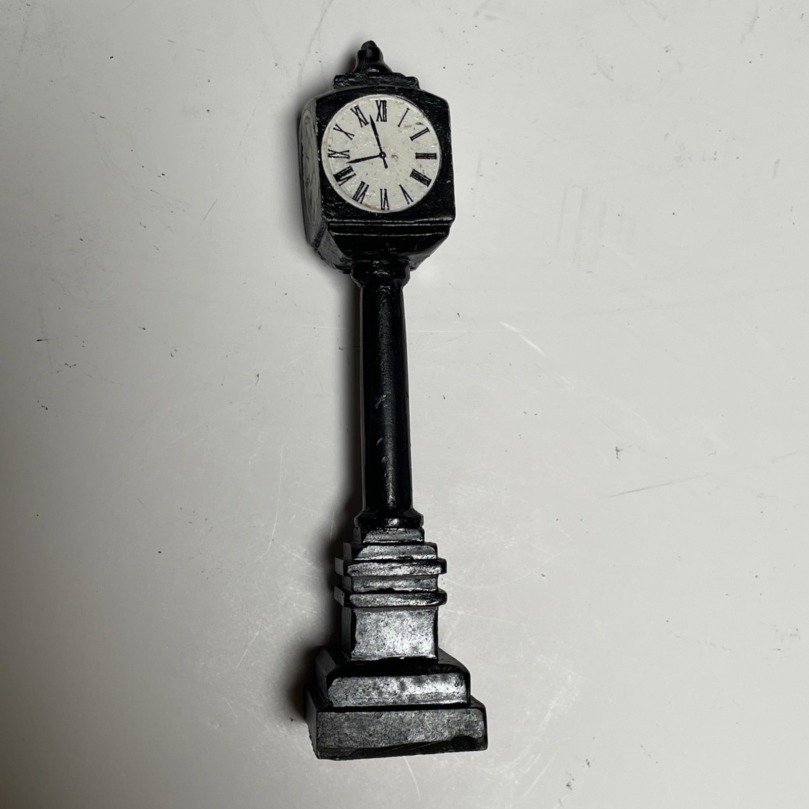 Lemax Village Collection 2007 Street Clock Accessory General Products #74634