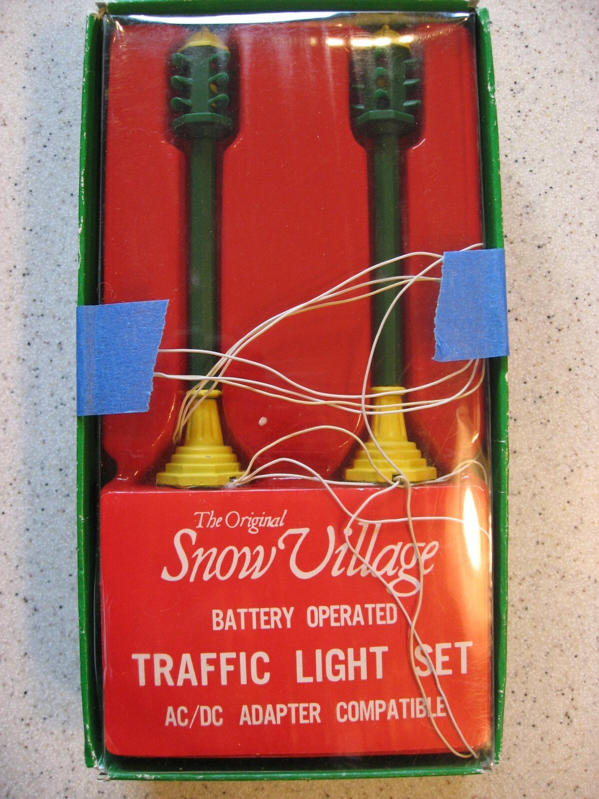 Department 56 Snow Village Battery Operated Traffic Light Set AC Compatible