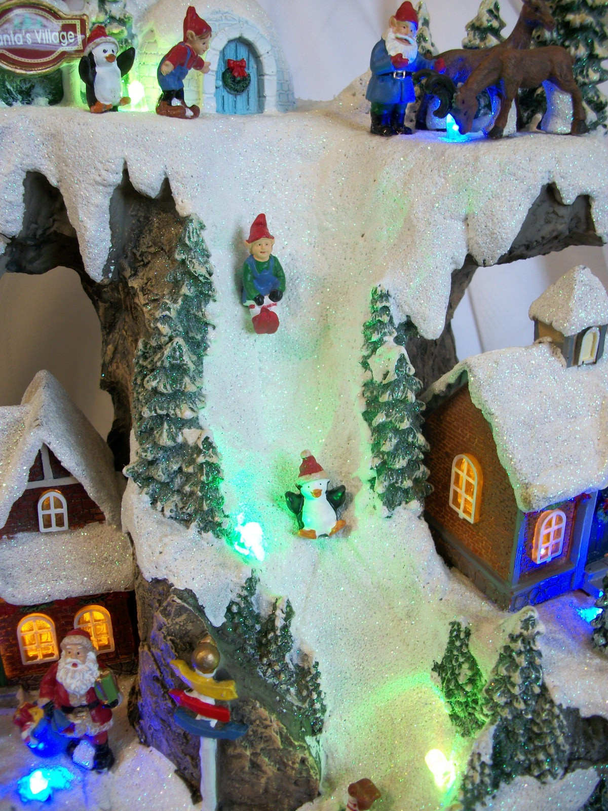 Holiday Living Christmas Santa Village Train Animated Music Lights 18″ Train
