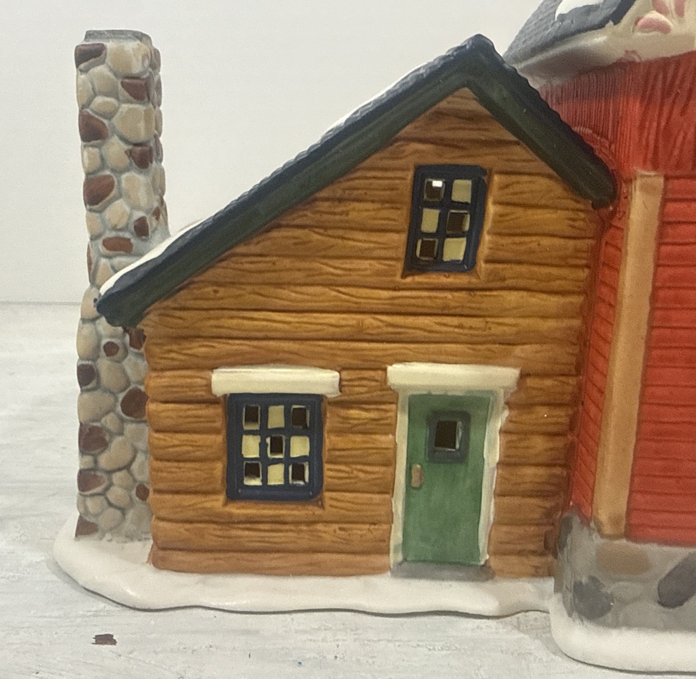 2010 Limited Edition Heartland Valley Village Chapmans Ski School O’Well Lighted