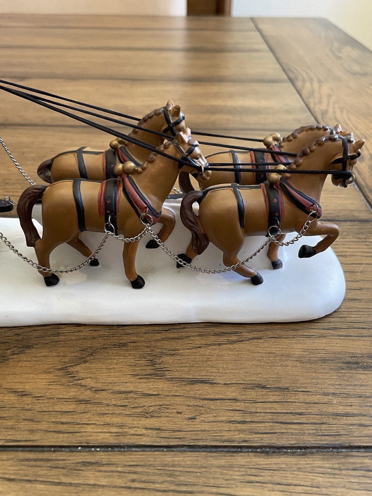 Vintage 1991 Dept 56 Heritage Village Christmas Horse Drawn Holiday Coach 55611