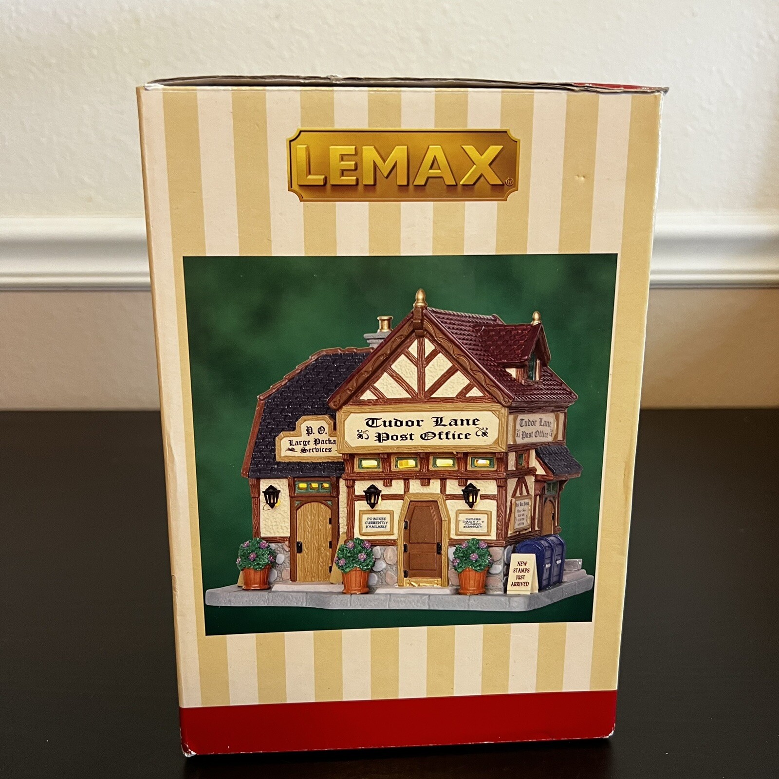 Lemax Tudor Lane Post Office Lighted 2013 Ceramic Christmas Village Cottage