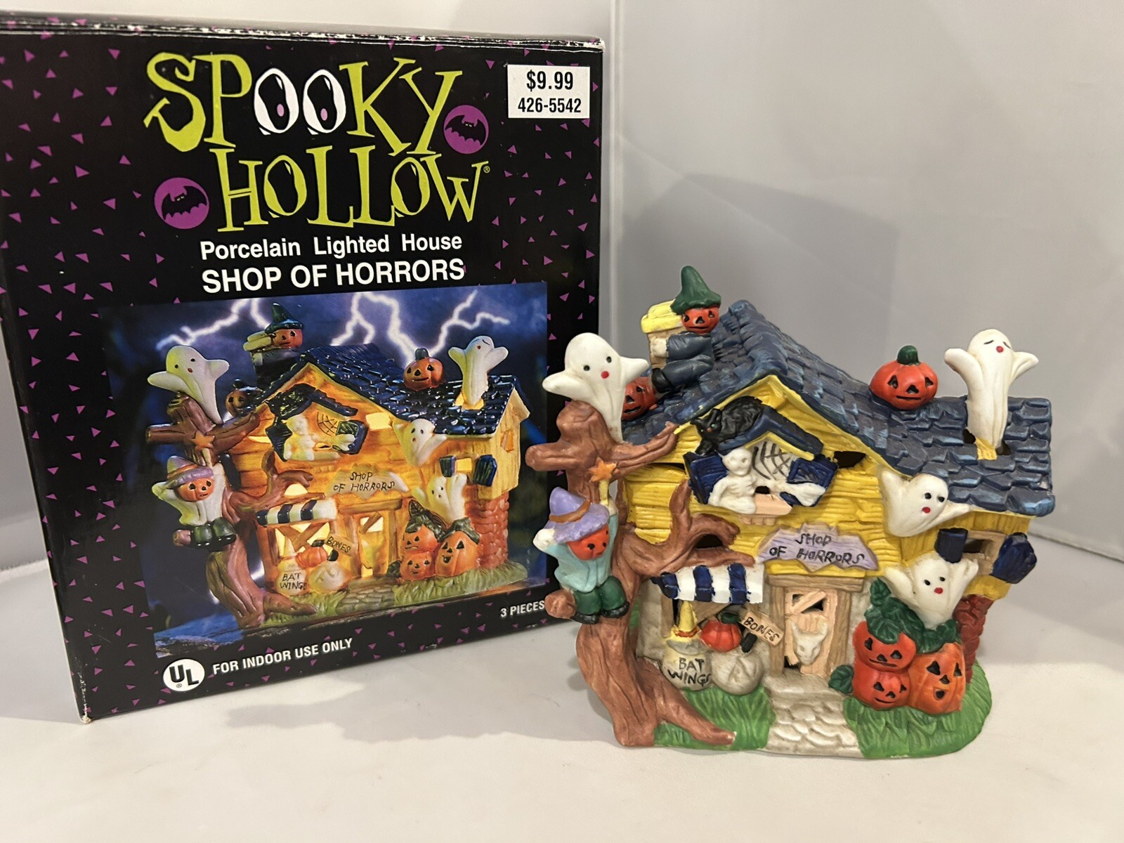 Vintage 2000 Spooky Hollow Lighted Porcelain Shop Of Horrors w/ box No Cord
