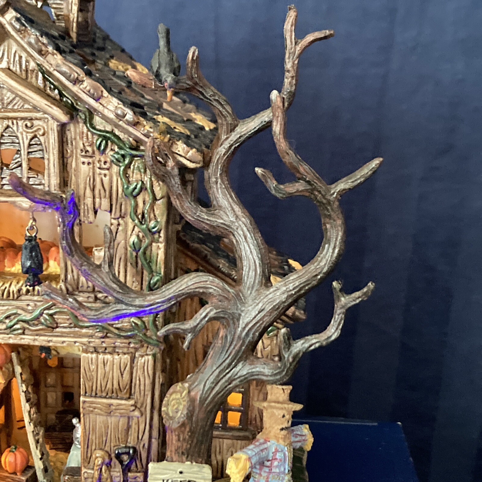 Lemax Creepy Barn Lighted Building Pumpkin Hollow Collection 2005 869
