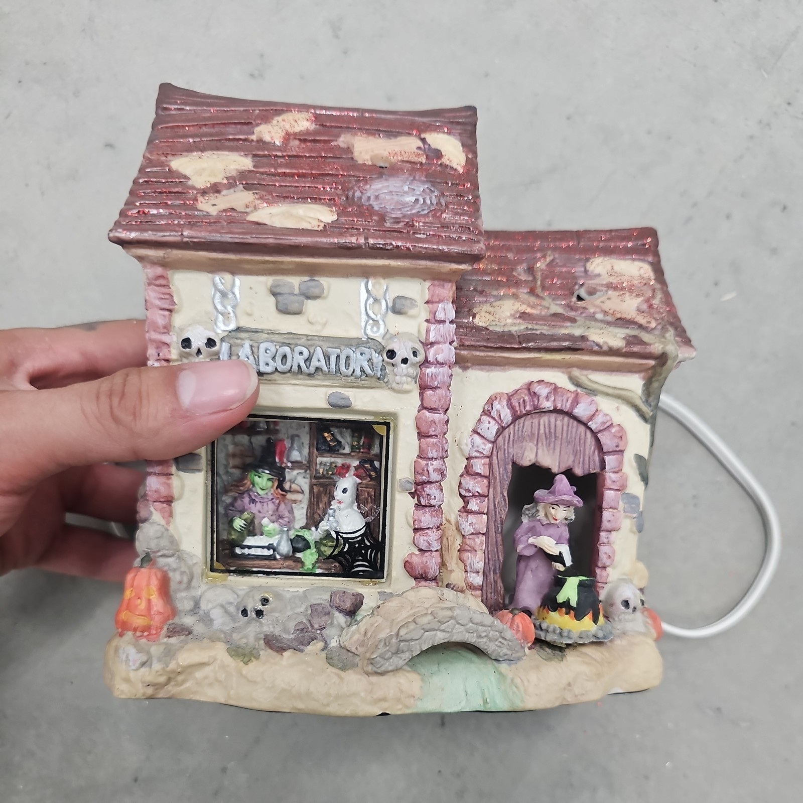 1990’s Vintage O’Well Halloween Village Ceramic 7″ Haunted House Laboratory