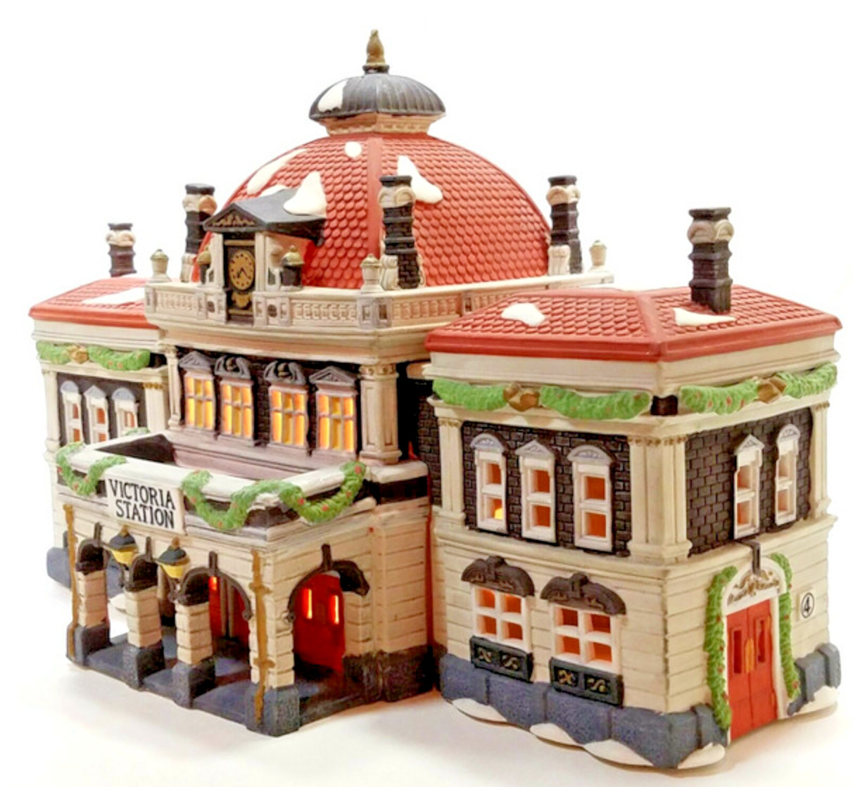 Department 56 Victoria Station Dickens Village Series with Box & 3 Figurines