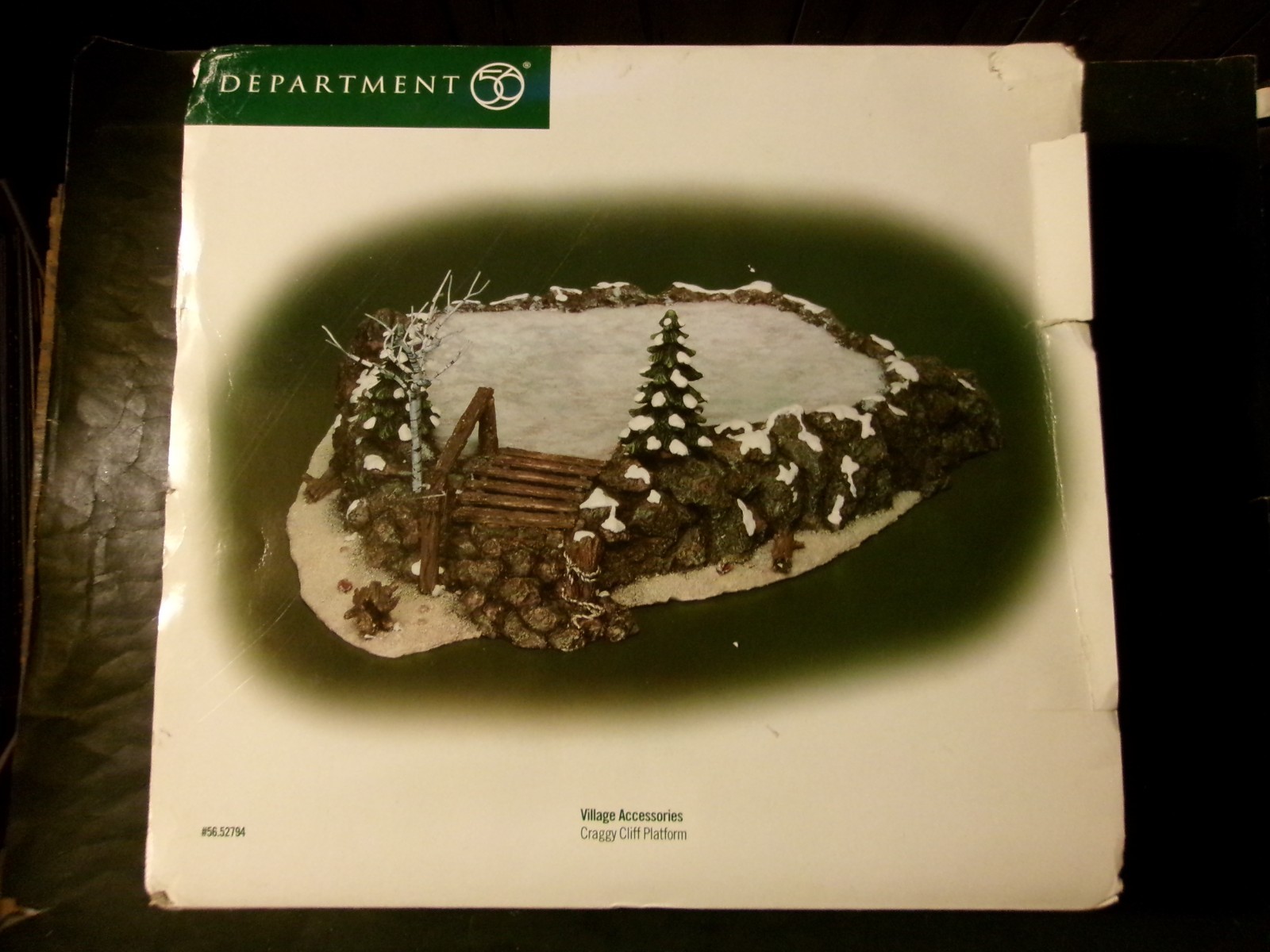 DEPT 56 CRAGGY CLIFF PLATFORM 52794 SNOW VILLAGE – RETIRED NEW IN BOX