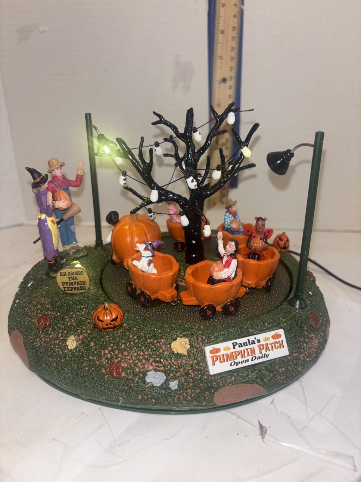 Lemax Paula’s Pumpkin Patch Train Animated Lighted Halloween Village
