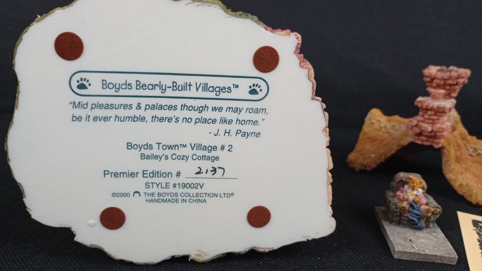 Boyds Bears Resin 5.0 Inch Bailey’s Cozy Cottage Bearly Built Villages Figurine