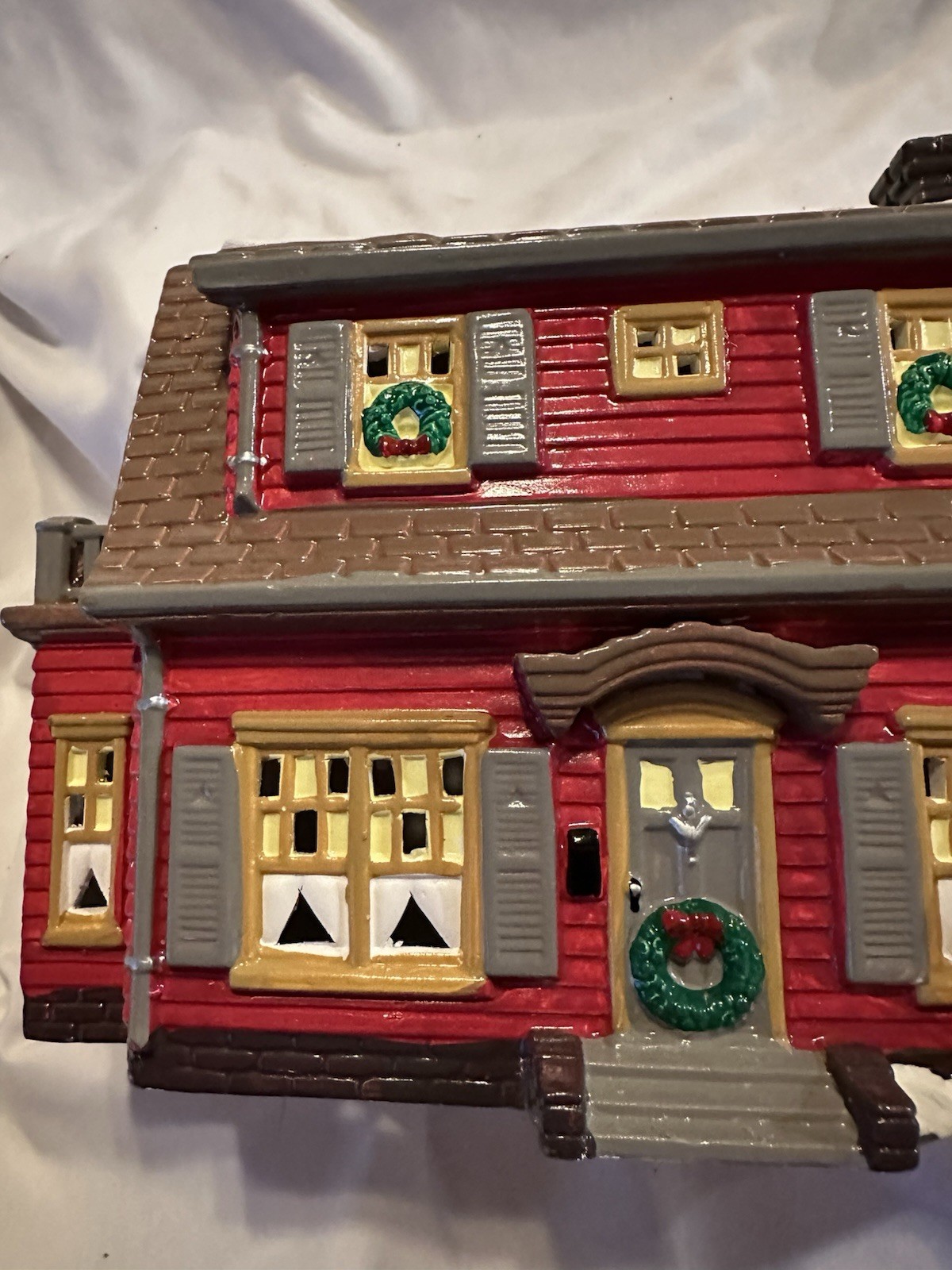 Dept 56 The Original Snow Village Dutch Colonial No Light Cord Or Box Christmas